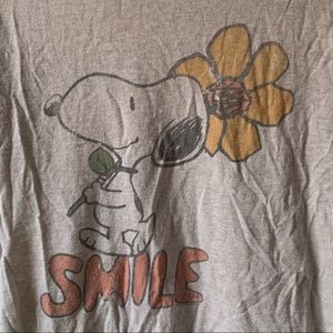 Grey Graphic Tee with Snoopy